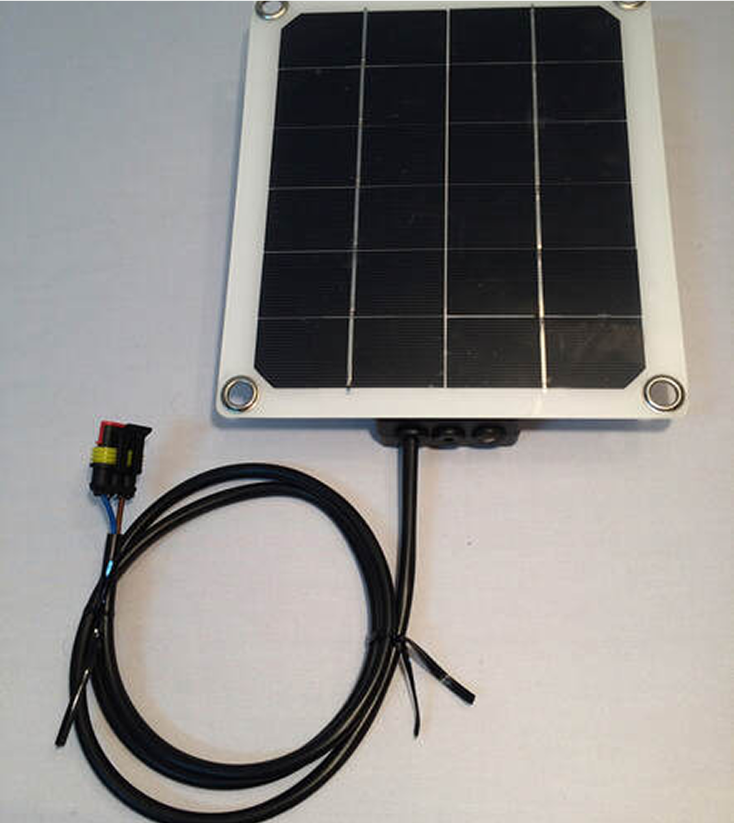 Electrónica con panel solar